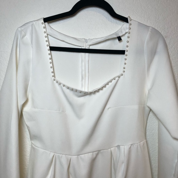 NWOT White Pearl Detailed Long Sleeve Fit and Flare Mini Dress Size L - Picture 3 of 10